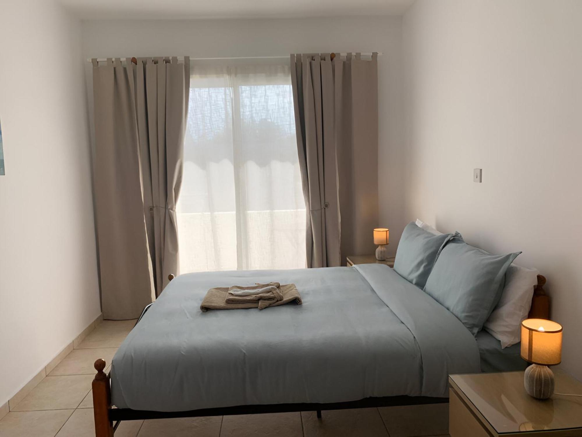 Peaceful Apartment With Double Bed - Oak Breeze Paphos Esterno foto