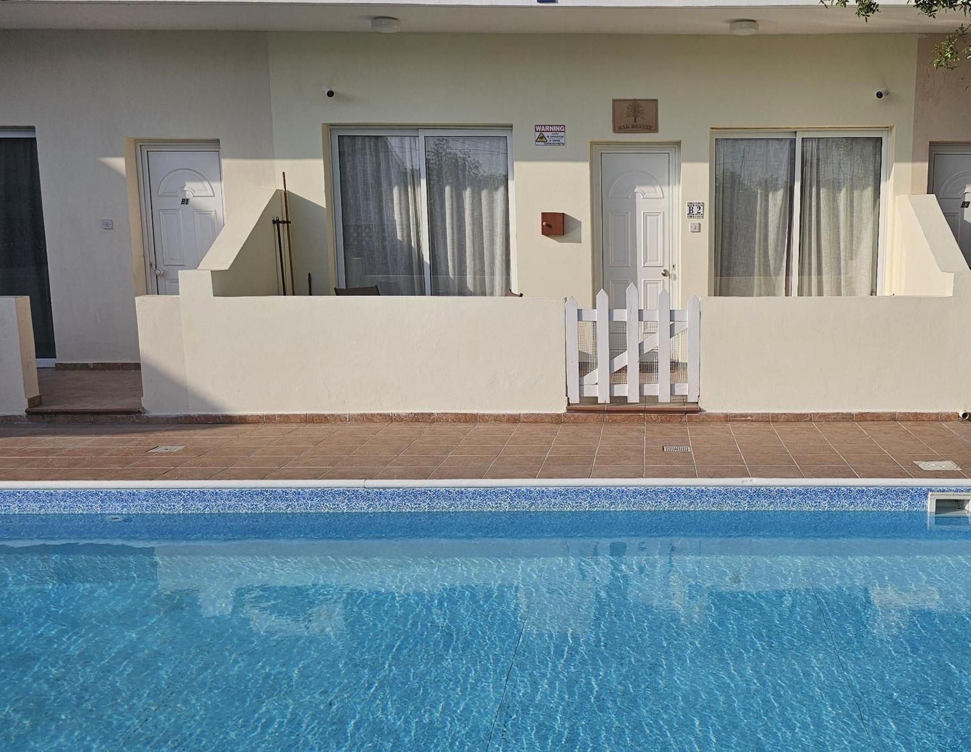 Peaceful Apartment With Double Bed - Oak Breeze Paphos Esterno foto